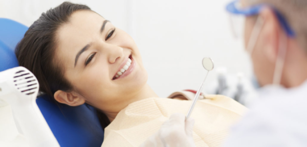 Cuidados y postoperatorio de los implantes dentales